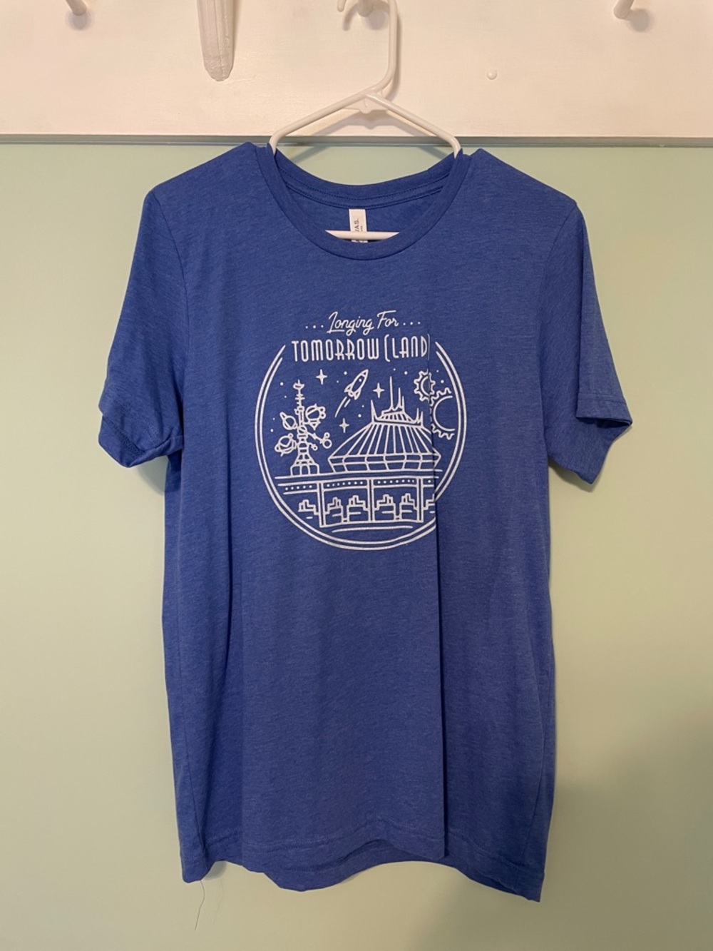 Disney Tshirt Magic Kingdom Longing for Tomorrowland